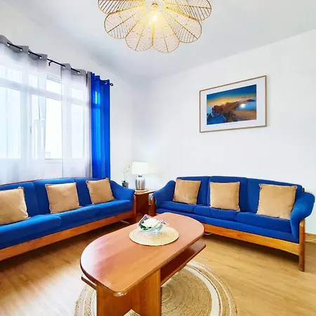 Gateone Al Airport View House בית נופש