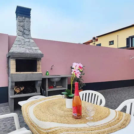 Gateone Al Airport View House * Machico (Madeira)