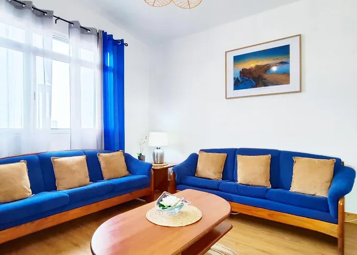 Gateone Al Airport View House بيت للعطل