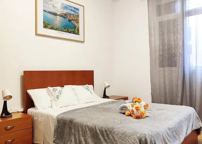 Gateone Al Airport View House Машику