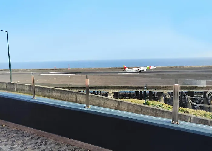 Gateone Al Airport View House * Машику