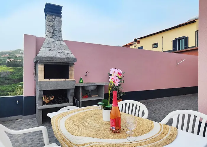 Gateone Al Airport View House * Машику