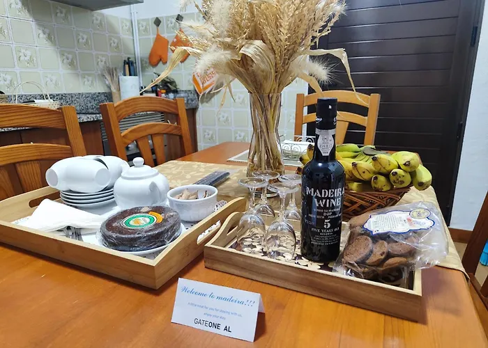 Gateone Al Airport View House ماتشيكو